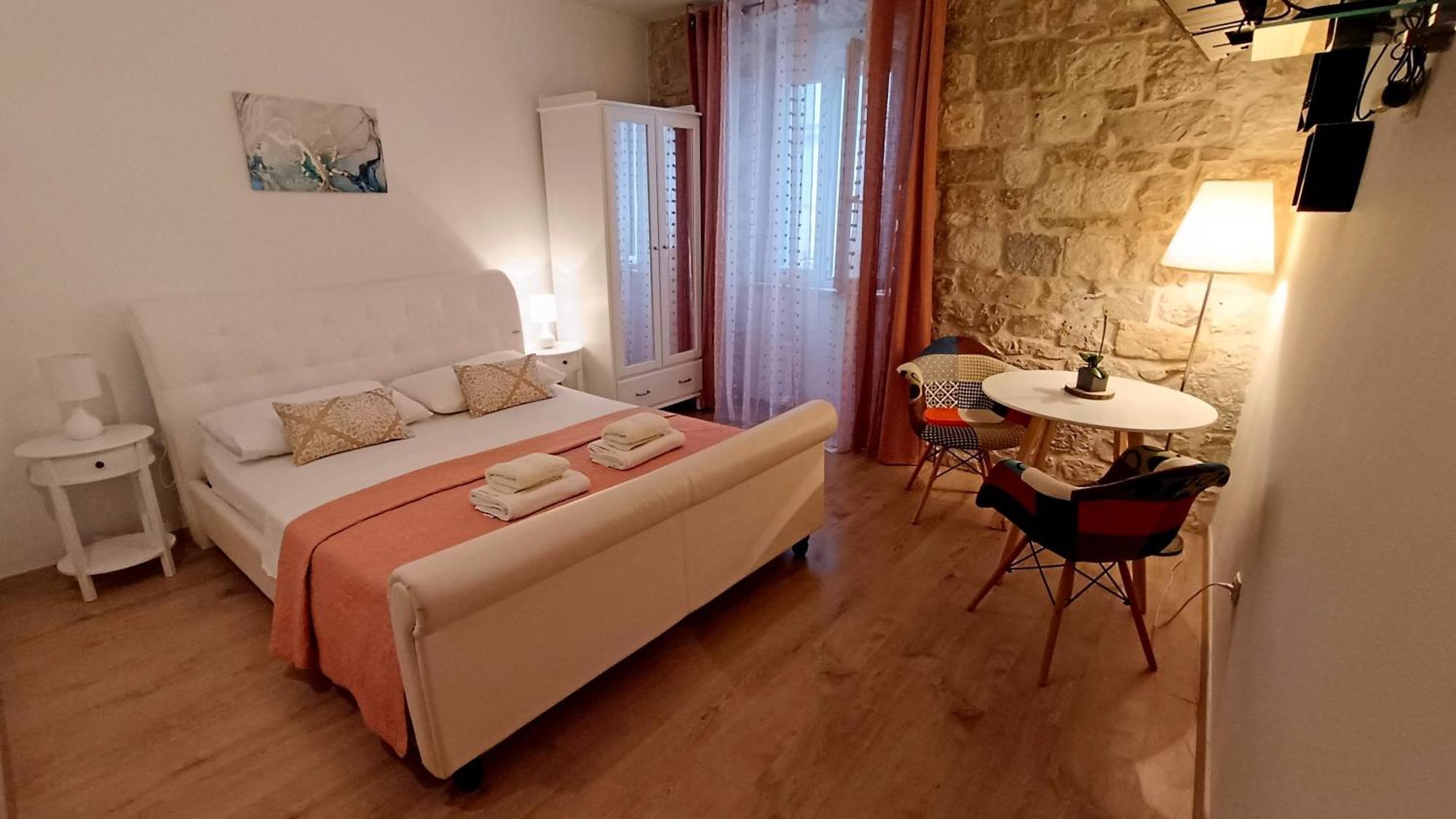 Split Old Town Suites ภายนอก รูปภาพ